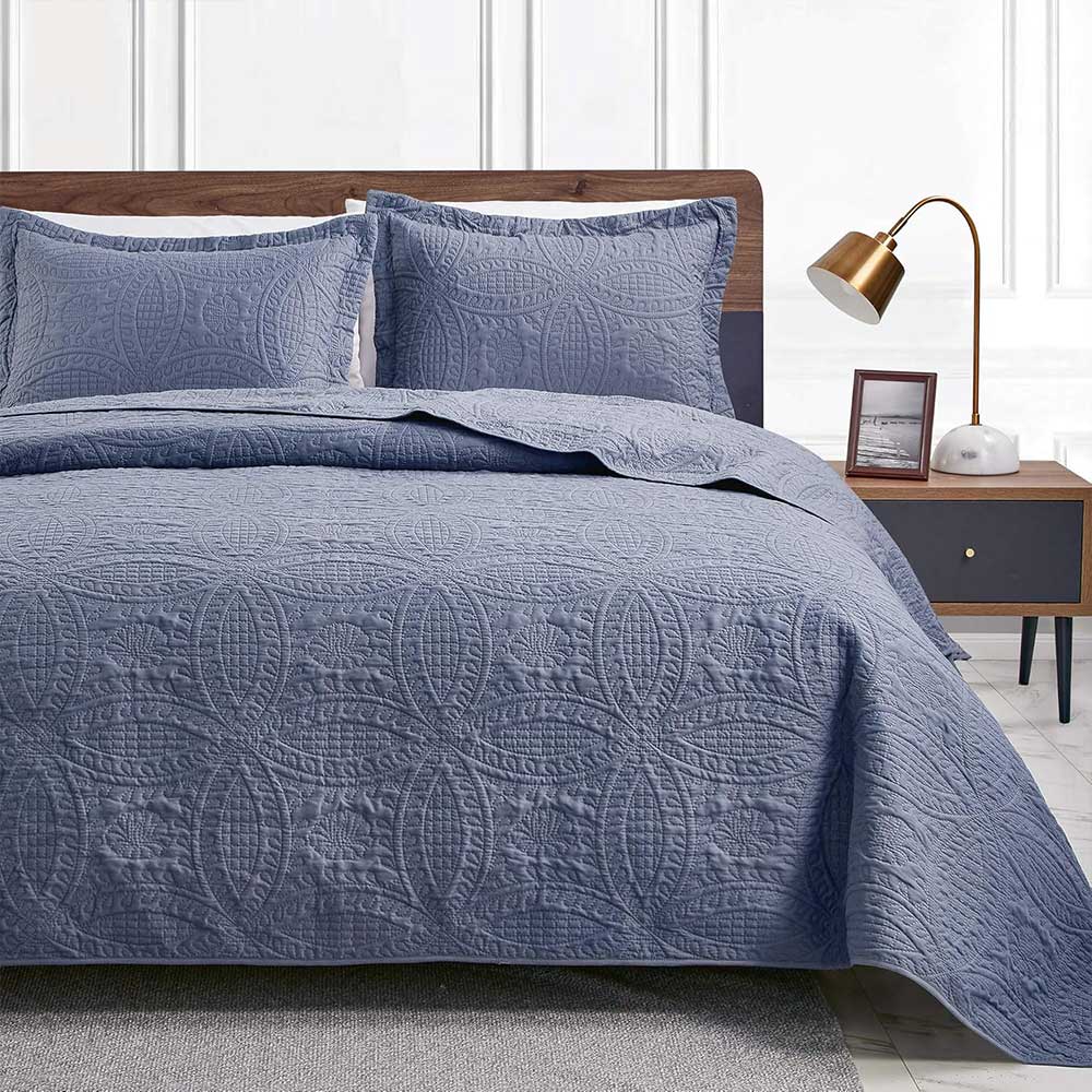 Quilts-&-Sets